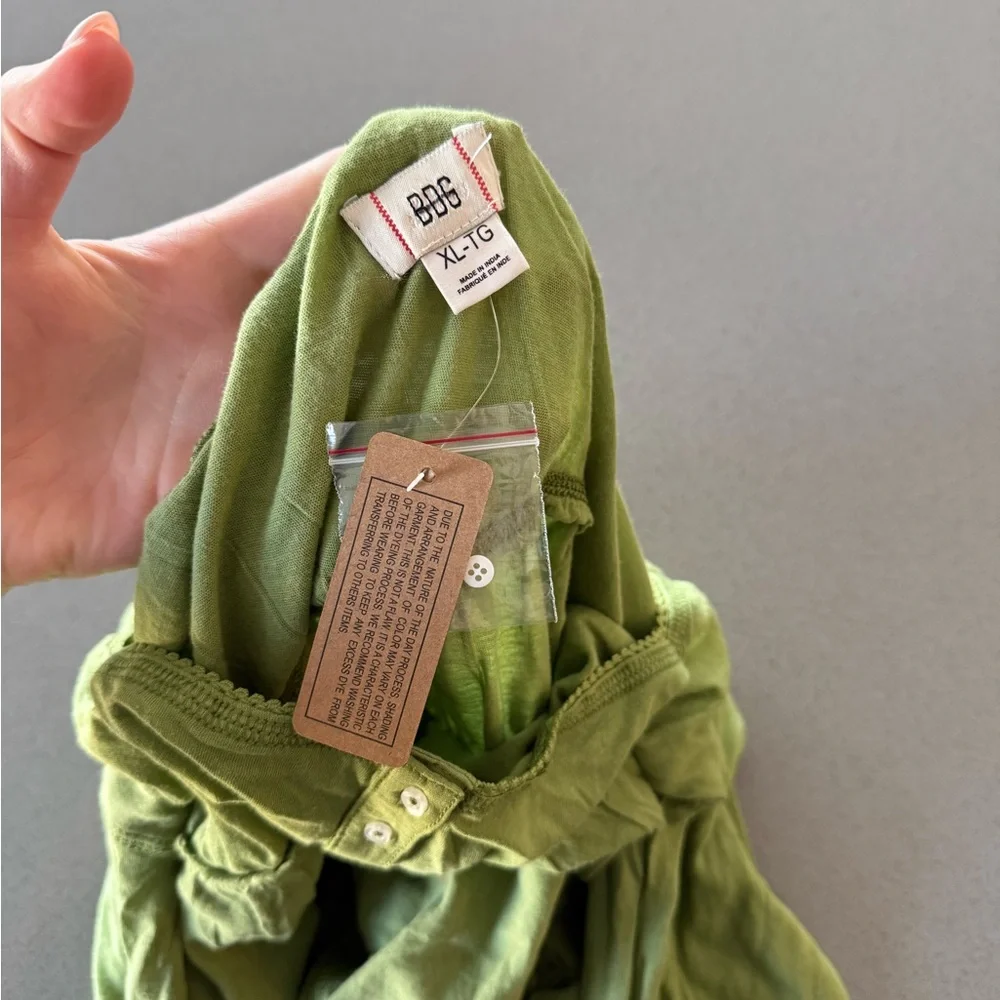 NWT Urban Outfitters BDG Brittney Long Sleeve Babydoll Top